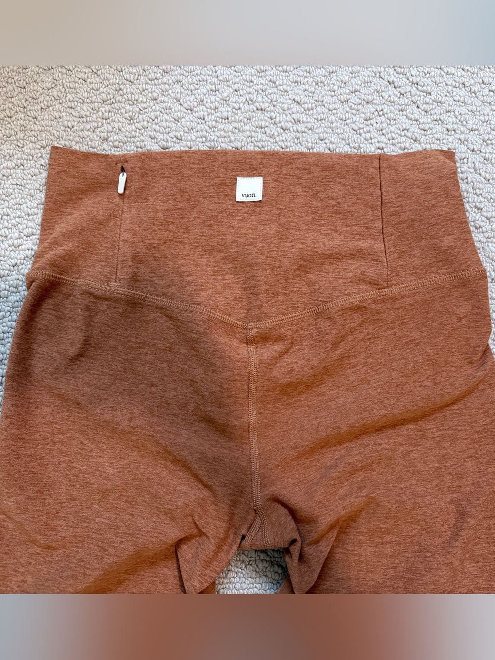 Vuori Clean Elevation Active Leggings Women Size Medium Short 24” - Picture 3 of 7